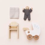 Drewniane mebelki do domku dla lalek zestaw z lalką, zabawka, Le Toy Van - 5